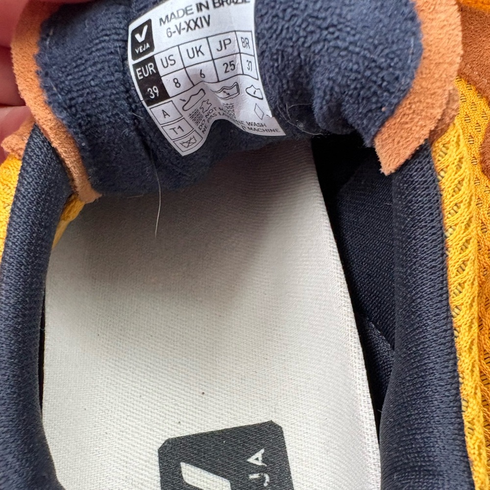 NWOT Veja Rio Branco Sneakers Size 8 - Picture 11 of 13